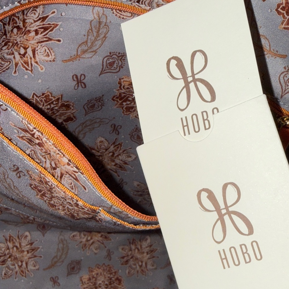 HOBO  Black Metallic Tote - Picture 4 of 16